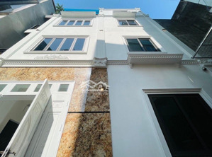 bán nhà riêng phố thụy khuê diện tích 66m 4 tầng mặt tiền siêu rộng 9,8m giá 14,8 tỷ