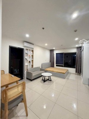 cho thuê căn hộ vinhomes ocean park 1 tòa s1 - 10. 34m2 đủ đồ giá 6 tr/th. lh 