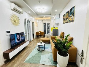 chính chủ bán căn 85 m2 3pn + 2wc full nội thất giá 8.2 tỷ tại cc reverside garden