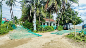 đất mặt biển, kkt vân phong. lô góc 3 mặt tiền, dân cư đông 30tr/m2