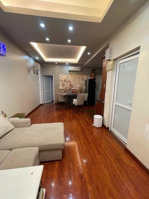 bán căn hộ hiếm b6 nam trung yên 2pn, 2wc, 65mthực tế _[ giá chuẩn]