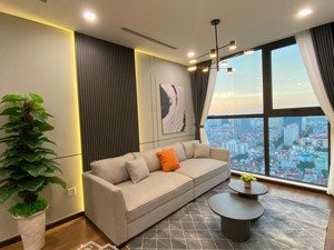 cho thuê căn hộ 1 phòng ngủ, full đồ cao cấp tại brg 16 láng hạ giá 16 tr/th