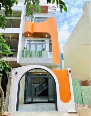 nhà đẹp lung linh 1trệt 2lầu, hẻm đường số 6, p. long bình - nguyễn xiển q9 - cạnh vinhome