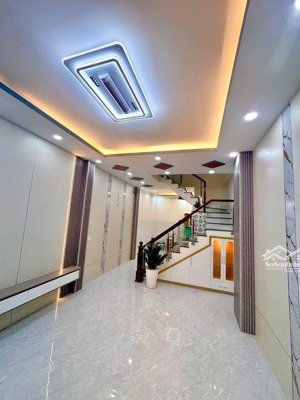 hẻm xe hơi thông - nhà mới ở ngay- âu dương lân- quận 8