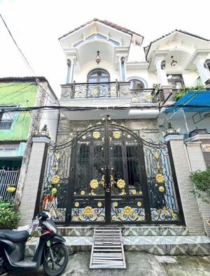 Cho thuê nhà hẻm lt 1-2 gần khu dân cư đại ngân đại học y dược giá 9 triệu