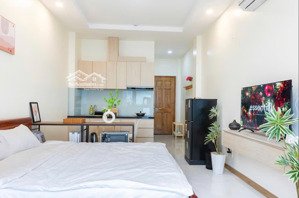 căn hộ studio ban công - thang máy - mới 100% - ngay chợ tân định - cầu kiệu - nhà xe rộng