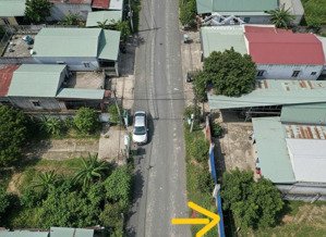 chỉ cần bỏ ra trước 200tr có ngay 100m2 đất nền tại tân phú trung - kế bên bv xuyên á, sổ riêng.