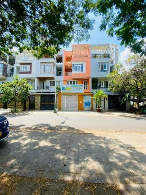 cho thuê nhà nguyên căn phường bình trưng đông, quận 2