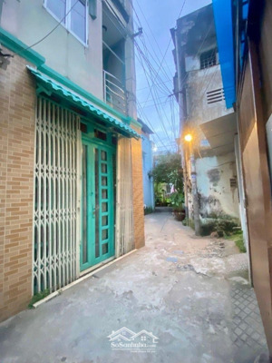 bán đất tặng nhà c4 hẻm ba gác sát mặt tiền - diện tích to 61m2 - ngang lớn 5.5m tiện xây siêu phẩm