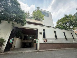 bán biệt thự góc 2mt cách mạng tháng tám, q tân bình, dt 18 x 24m, kc hầm 4 tầng st