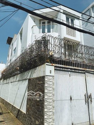 cho thuê nhà trung tâm gò vấp, 6x15, dtsd: 270m2 sàn, 3 tầng, 5pn, góc 2 mt, giao nhà ngay