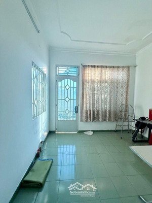 bán nhà 3 tầng hẻm ô tô cách mạng tháng 8, tân bình. 5,9m x 10m x 4 pn. 9,3 tỷ