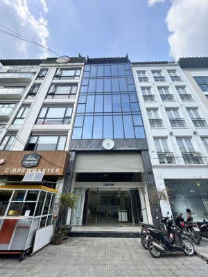 cho thuê nhà nguyên căn tại kiều mai .dt : 75 m * 6 tầng + bán hầm . mt : 6m .thông sàn,thang máy