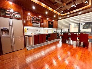 bán tòa 9 tầng rất đẹp, mặt nguyễn khang, lô góc, mặt tiền 6m, view sông, vỉa hè rộng, 79m2 48.5 tỷ