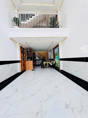 siêu phẩm nguyễn ảnh thủ quận 12 - full nội thất ở ngay - ô tô ngủ trong nhà - 4.98 tỷ