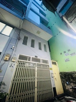 chuyên bán nhà đẹp trung tâm, tô hiến thành q10, 4,5x11, 4 tầng, 5pn, vị trí thuận tiện, gấp 9,9 ti