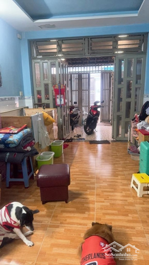 bán nhà sát mt phan huy ích, 2 tầng đúc, sổ vuông 4*15m, công nhận đủ, giá 4,8 tỷ tiện xây mới