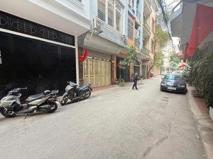 phạm thận duật - 54m2 - phân lô ô tô cất trong nhà - vỉa hè - ô tô tránh - kinh doanh đa ngành -