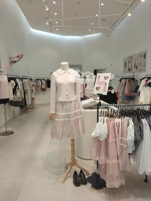 cho thuê nhà mặt phố thái hà, dt 70m2 x 2 tầng, mt 5m, vị trí đẹp, đỗ xe được