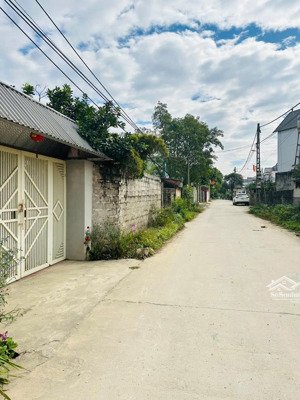 mình bán 835m đất đường trục chính chương mỹ hà nội