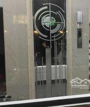 tôi cho thuê nhà mới, thụy khuê, tây hồ, vỉa hè, pccc, thang máy; vp, nhà hàng, kd 137m2* 6t- 80 tr