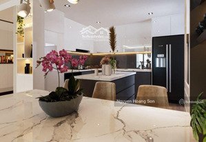 gia đình muốn bán lại căn 1pn 50m2 ở dự án vinhomes metropolis. giá bán 12 tỷ. lh: 