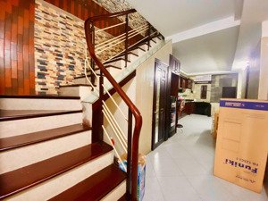 nhà bán giá đầu tư khu 281 lê văn sỹ, phường 1, tân bình, dt 3x16,8m, 2 lầu, 8,4 tỷ.