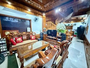 chính chủ cần bán gấp nhà riêng giá rẻ tây hồ hà nội-52 m2 siêu phẩm