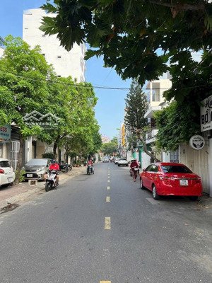 nhà mặt tiền mê linh trung tâm nha trang, gần nguyễn thị minh khai
