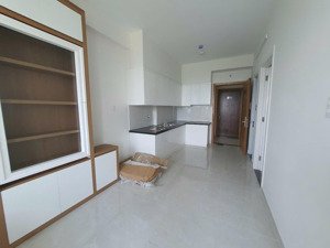 cho thuê căn 50m2 2pn 2vs có 4 món nội thất như hình