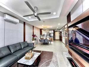 chính chủ bán căn 2 ngủ 75m giá chỉ 6 tỷ tại eco green city, giá cực tốt. lh 