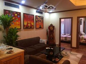 cho thuê căn hộ 3pn, 2wc, 120m2, 25 triệu vnd tại n04 trần duy hưng, cầu giấy, hà nội lh 