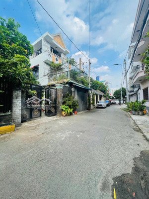 lô đất kdc gần kha vạn cân- 186m2- ngang 5.5m- nở hậu- đường xe hơi thông- 70tr/m2