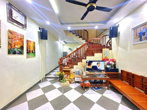 rẻ bất ngờ! xuân thủy, 20m ra mặt phố, full nội thất, ở luôn, ngõ thoáng sáng, sổ chính chủ,40m2*5t