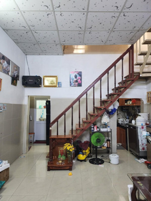 bán nhà phạm văn đồng gần gigamall thủ đức giá: 5.7 tỷ 78m² (4.5 x 18m nở hậu 5m)