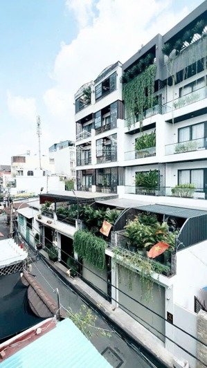 bán căn mặt tiền 4 tầng tiện kd hoặc cho thuê, phường 11, gò vấp. ngay trục đg sầm uất. chỉ 6ty680