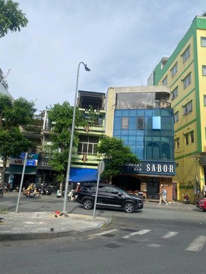 bán căn góc 2 mặt tiền đường yersin, phường nguyễn thái bình q1, tphcm. lh : 096,7876799