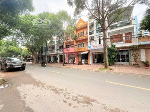 bán nhà đường hoàng văn thụ (gần chợ nguyễn tri phương,khu ăn uống đông đúc), phường 7, vũng tàu