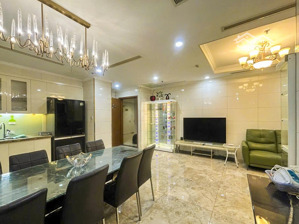 vinhomes central park bán căn hộ tháp landmark plus với 3 phòng ngủ view thành phố sổ hồng