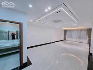 BÁN NHÀ TRƯỜNG CHINH – NHÀ ĐẸP FULL ĐỒ – THANG MÁY – 2 THOÁNG – CHỈ VIỆC XÁCH VALI VỀ Ở