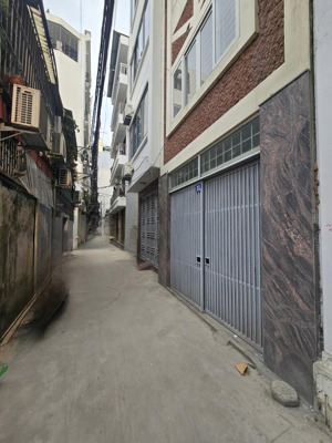 mua đất tặng nhà 3 tầng dt 45m2, mt 4m ngõ sh quay đầu thoải mái