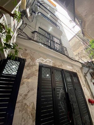 bán nhà cổ nhuế 40m2, 6 tầng, thang máy, 10p full nội thất, full pccc, morning đỗ cửa, tl mạnh