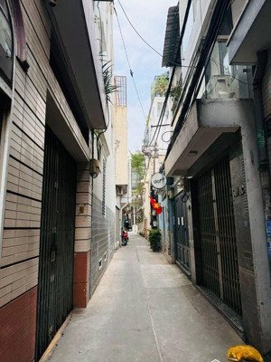 trần khắc chân, quận 1, 3 tầng, 12m2, hẻm ba gác, nhỉnh 2 tỷ