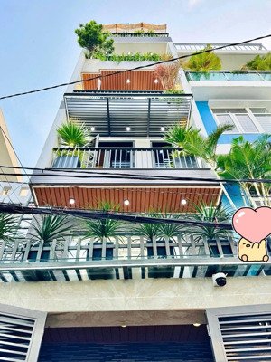 bán gấp nhà riêng chính chủ nguyễn trung ngạn - q1 gần cầu ba son. 69,6m2 cho thuê 25tr