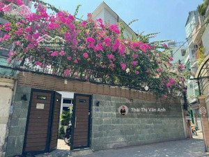 chính chủ cần bán biệt thự siêu đẹp hxh lê văn sỹ- 15x18m - 3 tầng - nội thất cao cấp- giá 48 tỷ tl