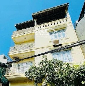 chiính chủ bán- nhà 3 mặt thoáng chủ tự xây, ô tô tránh, kinh doanh đỉnh, gần hồ tây ở sung sướng