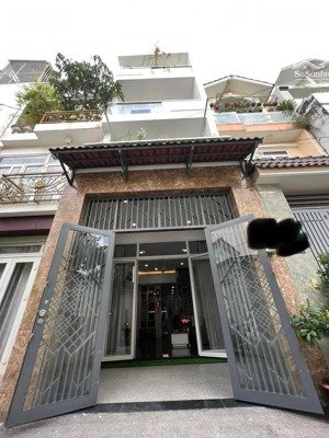 nhà phố siêu phẩm đường 6m lý văn phức,tân định,q1 giá 4tỷ2/65,7m2 cho thuê 32tr gần cv lê văn tám