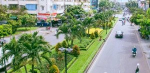 bán gấp trong tháng nhà mặt tiền khu đường hoa - phan xích long, dt: 8.2 x 16 - 4 tầng, chỉ 33 tỷ