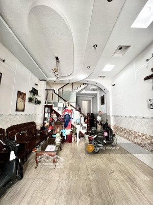 tân kỳ tân quý - tân phú - 4.5x16 - 3 tầng 4 phòng - hẻm oto đỗ cửa - hướng bắc