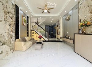 chốt nhanh căn nhà 58.5m2 ngay lê quang định, gò vấp. hẻm ô tô 4.5m, nhiều tiện ích